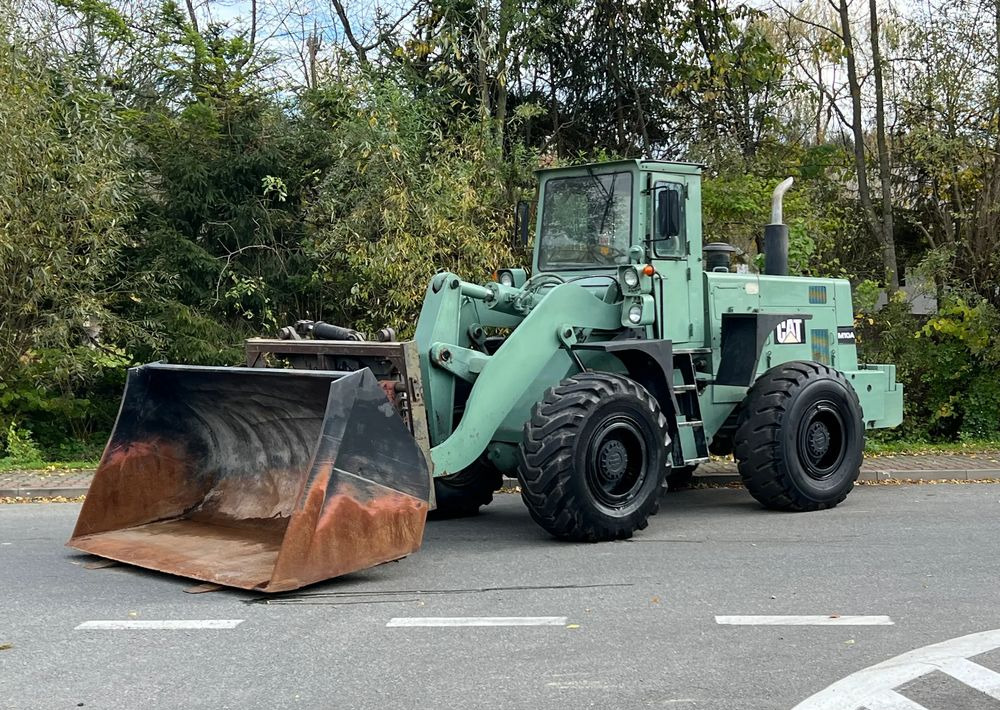Komatsu Ładowarka KOMATSU 540 EX-army Widły Łyżka Bardzo Dobry Stan ( CAT JCB Liebherr ) - Kolový nakladač: obrázek 1 Komatsu Ładowarka KOMATSU 540 EX-army Widły Łyżka Bardzo Dobry Stan ( CAT JCB Liebherr ) - Kolový nakladač: obrázek 1