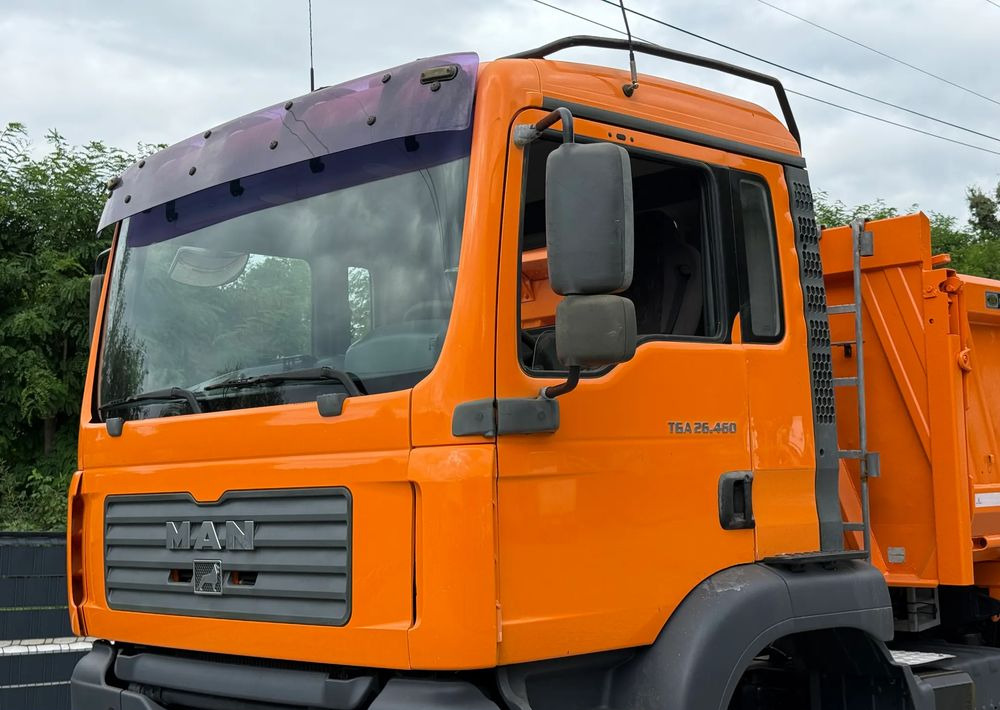 MAN * TGA 26.460 MAN * Kiper / Wywrotka * 6x4 * Bordmatik * Bardzo Dobry Stan - Sklápěč: obrázek 4 MAN * TGA 26.460 MAN * Kiper / Wywrotka * 6x4 * Bordmatik * Bardzo Dobry Stan - Sklápěč: obrázek 4