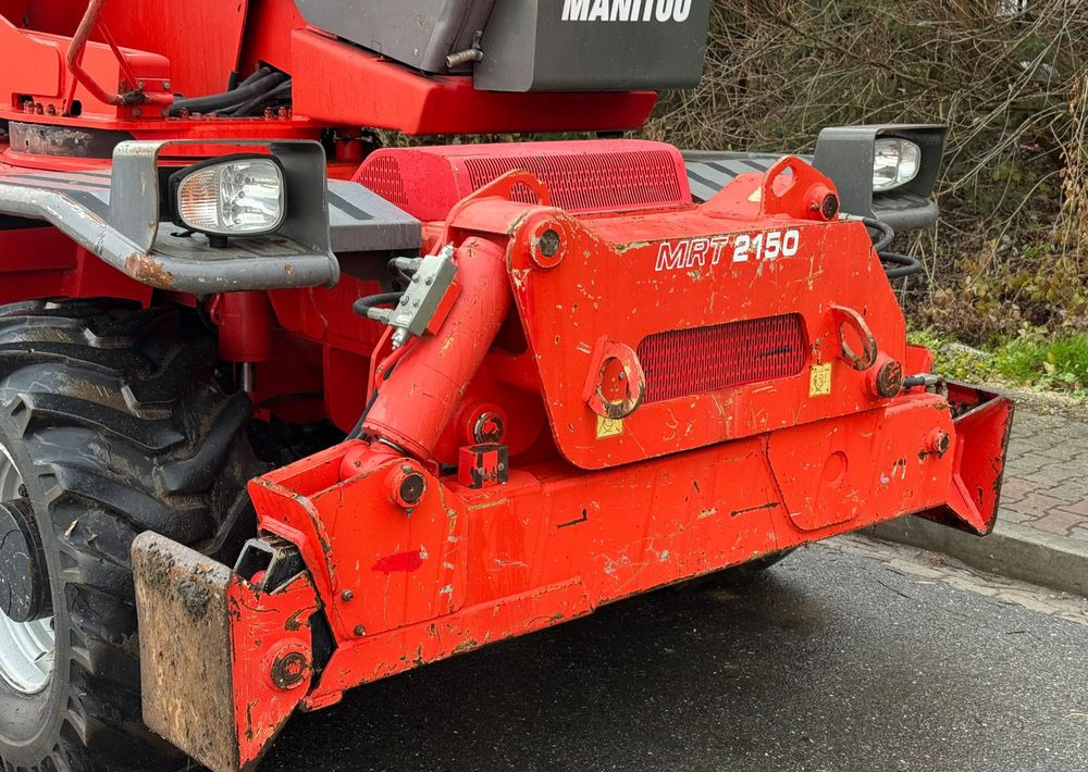 Manitou ŁADOWARKA TELESKOPOWA MANITOU MRT 2150 STAN IDEALNY - Teleskopický manipulátor: obrázek 4 Manitou ŁADOWARKA TELESKOPOWA MANITOU MRT 2150 STAN IDEALNY - Teleskopický manipulátor: obrázek 4