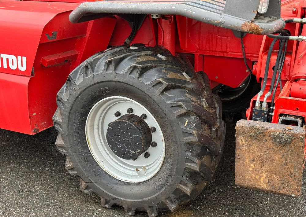 Manitou ŁADOWARKA TELESKOPOWA MANITOU MRT 2150 STAN IDEALNY - Teleskopický manipulátor: obrázek 5 Manitou ŁADOWARKA TELESKOPOWA MANITOU MRT 2150 STAN IDEALNY - Teleskopický manipulátor: obrázek 5