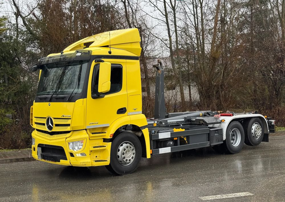 Mercedes-Benz * Hakowiec * Mercedes Antos 2543 * Sprowadzony * Stan Perfekcyjny - Hákový nosič kontejnerů: obrázek 2 Mercedes-Benz * Hakowiec * Mercedes Antos 2543 * Sprowadzony * Stan Perfekcyjny - Hákový nosič kontejnerů: obrázek 2