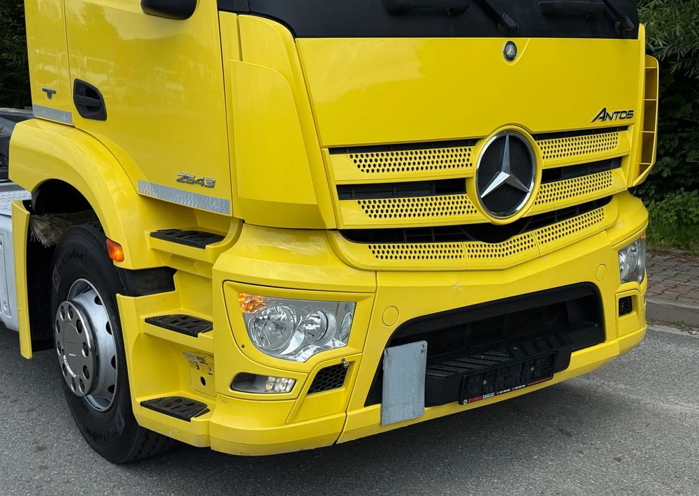 Mercedes-Benz * Hakowiec * Mercedes Antos 2543 * Sprowadzony * Stan Perfekcyjny - Hákový nosič kontejnerů: obrázek 3 Mercedes-Benz * Hakowiec * Mercedes Antos 2543 * Sprowadzony * Stan Perfekcyjny - Hákový nosič kontejnerů: obrázek 3