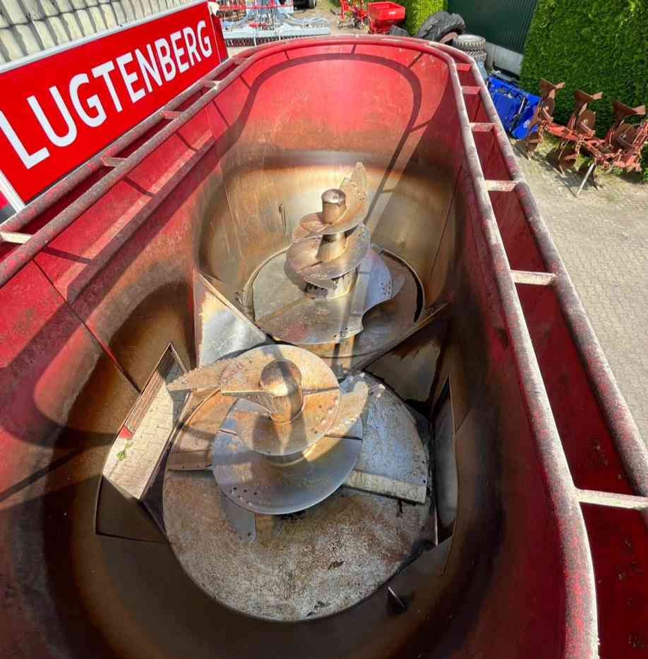 BVL V-Mix 24-2S Voermengwagen voermachines - Krmný míchací vůz: obrázek 5 BVL V-Mix 24-2S Voermengwagen voermachines - Krmný míchací vůz: obrázek 5