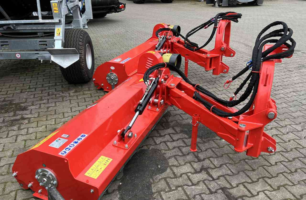 Boxer AGF 180 Klepelmaaier, Weidebouwmachines - Kladívkový mulčovač: obrázek 2 Boxer AGF 180 Klepelmaaier, Weidebouwmachines - Kladívkový mulčovač: obrázek 2