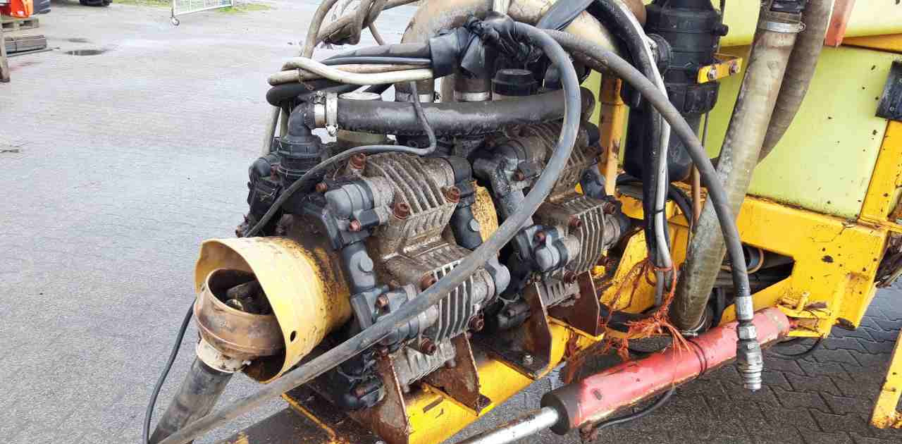 Dubex Vector 33 m. 3200 l. veldspuiten - Tažený postřikovač: obrázek 5 Dubex Vector 33 m. 3200 l. veldspuiten - Tažený postřikovač: obrázek 5