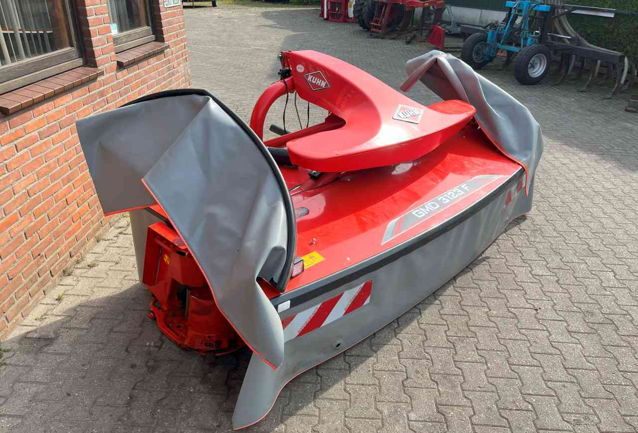 Kuhn GMD3123F-FF frontmaaier weidebouwmachines - Žací stroj: obrázek 2 Kuhn GMD3123F-FF frontmaaier weidebouwmachines - Žací stroj: obrázek 2