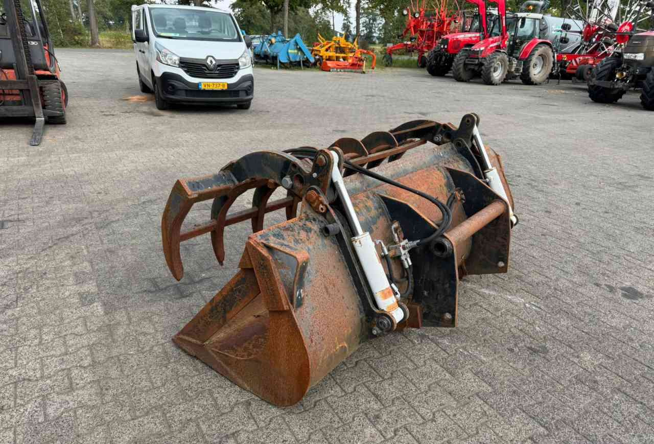 Manitou 240 pelikaanbak kuilbak mestbak - Technika na siláž: obrázek 2 Manitou 240 pelikaanbak kuilbak mestbak - Technika na siláž: obrázek 2