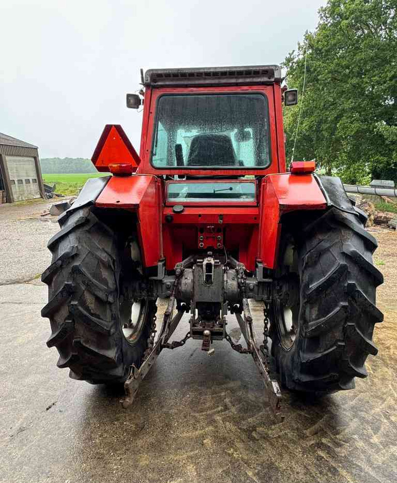 Massey Ferguson 575 - Traktor: obrázek 4 Massey Ferguson 575 - Traktor: obrázek 4