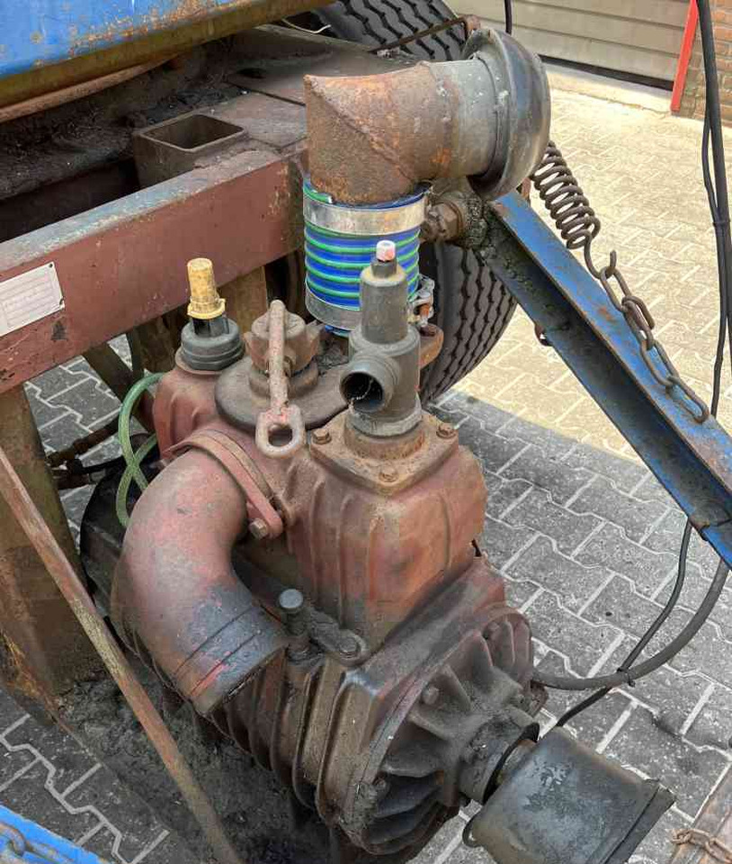 Fekální cisterna Mesttank, transporttank, giertank vacuumtank Güllefässer mestverwerking: obrázek 7