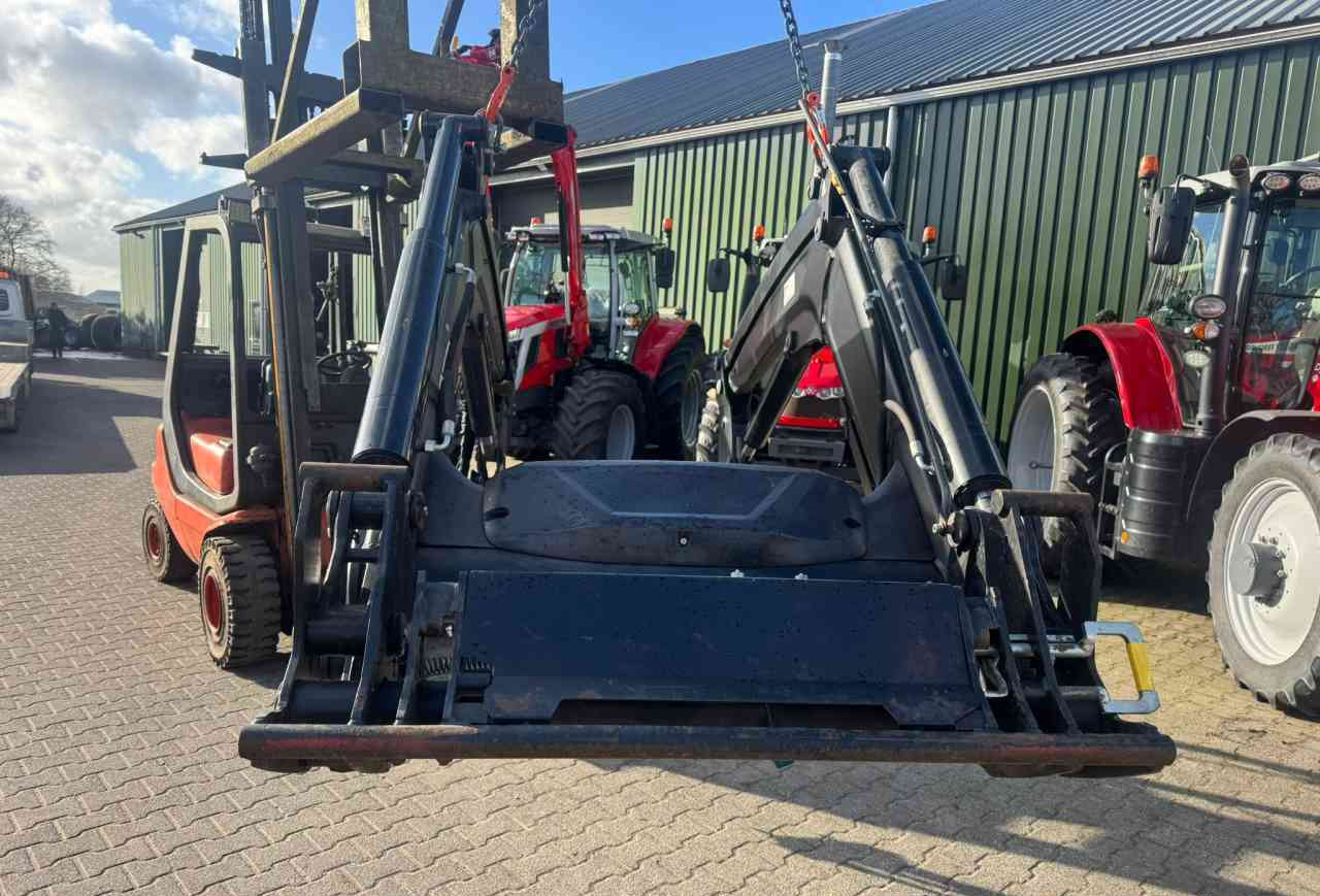 Quicke Q5M voorlader diversen tractoren - Čelní nakladač pro traktor: obrázek 4 Quicke Q5M voorlader diversen tractoren - Čelní nakladač pro traktor: obrázek 4