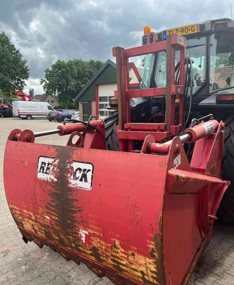 Redrock Kuilhapper hefmast voermachines - Technika na siláž: obrázek 2 Redrock Kuilhapper hefmast voermachines - Technika na siláž: obrázek 2