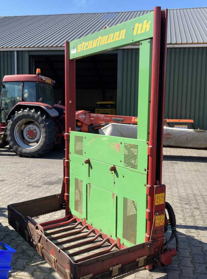 Strautmann Hydrofox HK3 kuilsnijder kuilvoersnijder U snijder voermachines - Technika na siláž: obrázek 1 Strautmann Hydrofox HK3 kuilsnijder kuilvoersnijder U snijder voermachines - Technika na siláž: obrázek 1