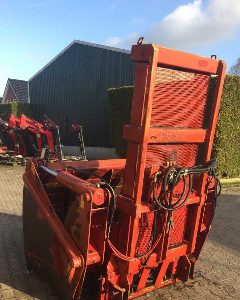 Strautmann Silozanger Kuilhapper voermachines - Technika na siláž: obrázek 5 Strautmann Silozanger Kuilhapper voermachines - Technika na siláž: obrázek 5
