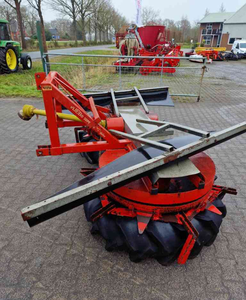 Vliebo VLK1100 kuilverdeler - Technika na siláž: obrázek 3 Vliebo VLK1100 kuilverdeler - Technika na siláž: obrázek 3