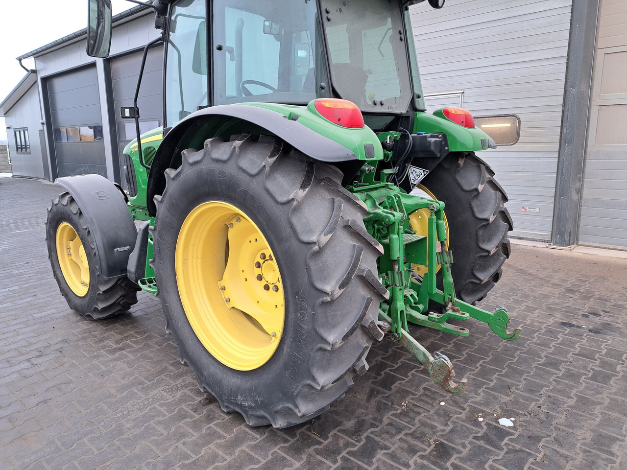 Ciągnik John Deere 5090m - Traktor: obrázek 2 Ciągnik John Deere 5090m - Traktor: obrázek 2