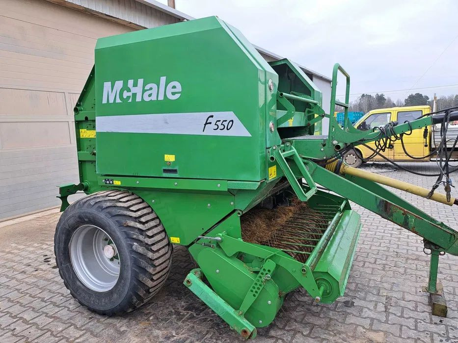 Prasa rolująca McHale f550 - Lis na válcové balíky: obrázek 4 Prasa rolująca McHale f550 - Lis na válcové balíky: obrázek 4