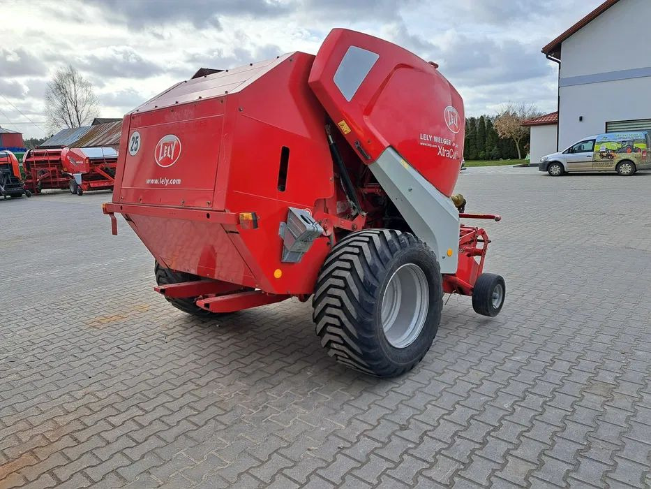 Prasa rolująca Welger RP 245 LELY - Lis na válcové balíky: obrázek 4 Prasa rolująca Welger RP 245 LELY - Lis na válcové balíky: obrázek 4