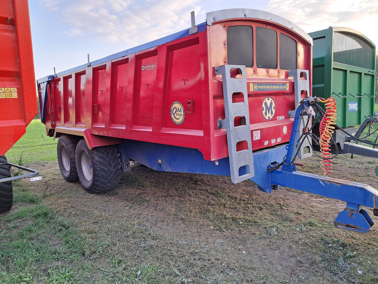 Przyczepa skorupowa Marshall 15 ton - Zemědělský přívěs: obrázek 3 Przyczepa skorupowa Marshall 15 ton - Zemědělský přívěs: obrázek 3