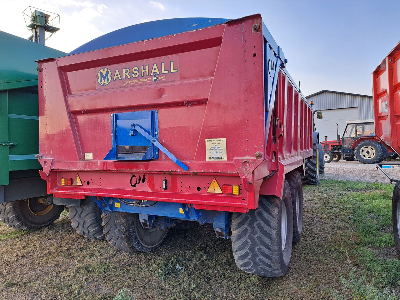 Przyczepa skorupowa Marshall 15 ton - Zemědělský přívěs: obrázek 5 Przyczepa skorupowa Marshall 15 ton - Zemědělský přívěs: obrázek 5