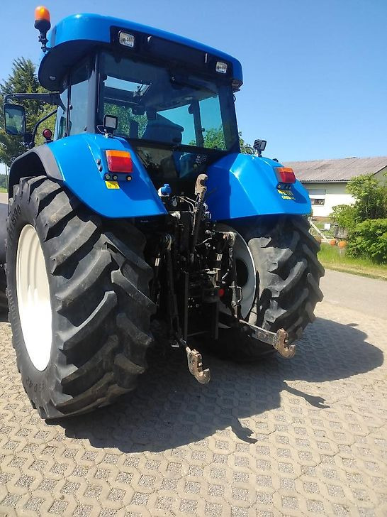 New Holland New Holland tvt 7540 - Traktor: obrázek 2 New Holland New Holland tvt 7540 - Traktor: obrázek 2
