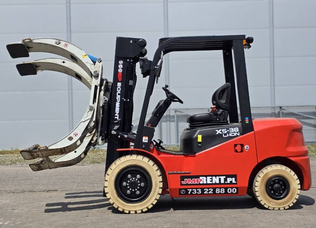 EP EFL382 X5 LI-ON + PAPER ROLL CLAMP - Elektrický vysokozdvižný vozík: obrázek 5 EP EFL382 X5 LI-ON + PAPER ROLL CLAMP - Elektrický vysokozdvižný vozík: obrázek 5