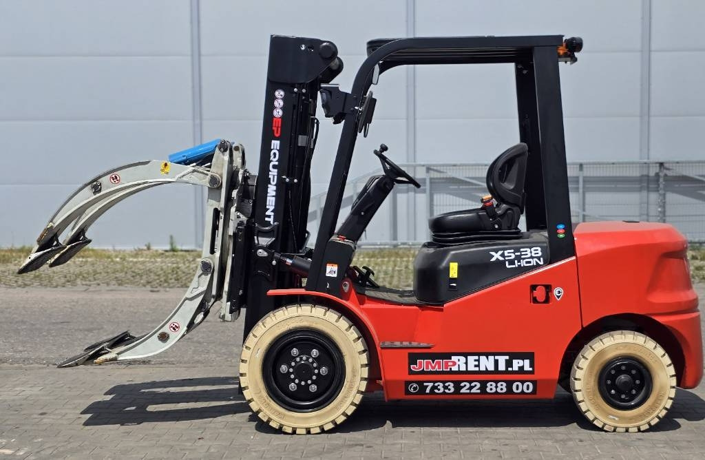 EP EFL382 X5 LI-ON + PAPER ROLL CLAMP - Elektrický vysokozdvižný vozík: obrázek 2 EP EFL382 X5 LI-ON + PAPER ROLL CLAMP - Elektrický vysokozdvižný vozík: obrázek 2