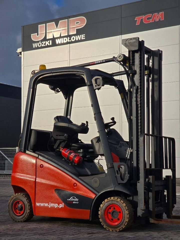 Linde H 16 T - 01 - Plynový vysokozdvižný vozík: obrázek 2 Linde H 16 T - 01 - Plynový vysokozdvižný vozík: obrázek 2