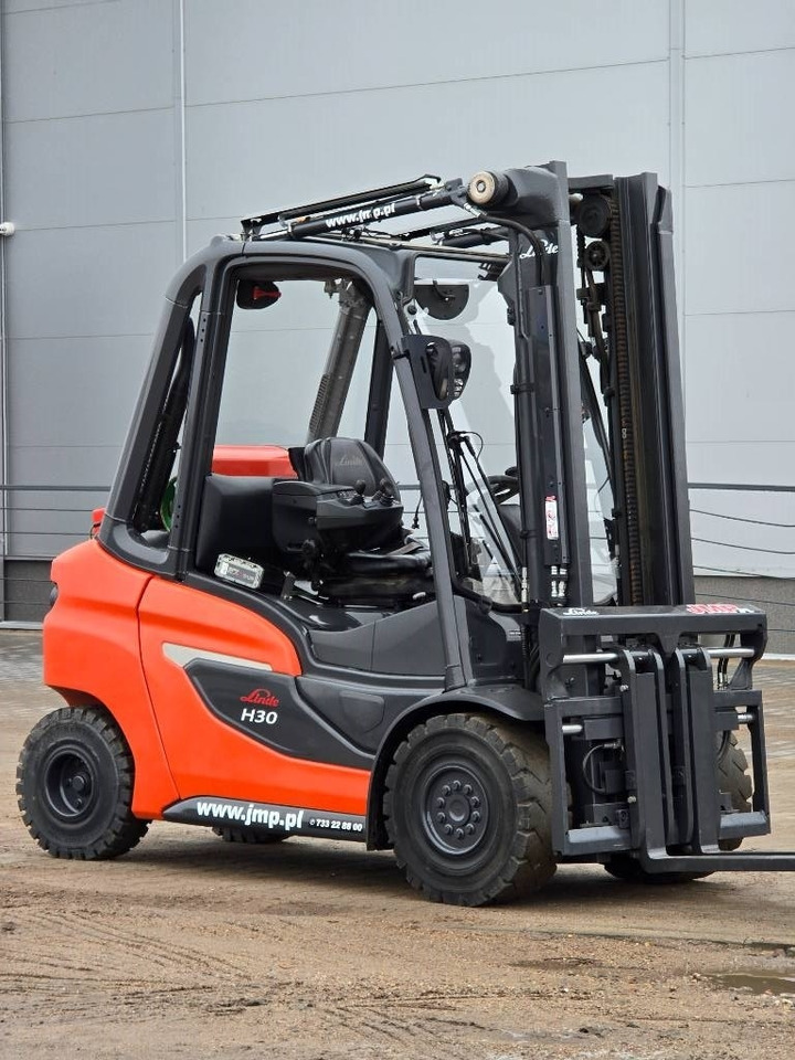 Linde H30T-01 - Plynový vysokozdvižný vozík: obrázek 4 Linde H30T-01 - Plynový vysokozdvižný vozík: obrázek 4