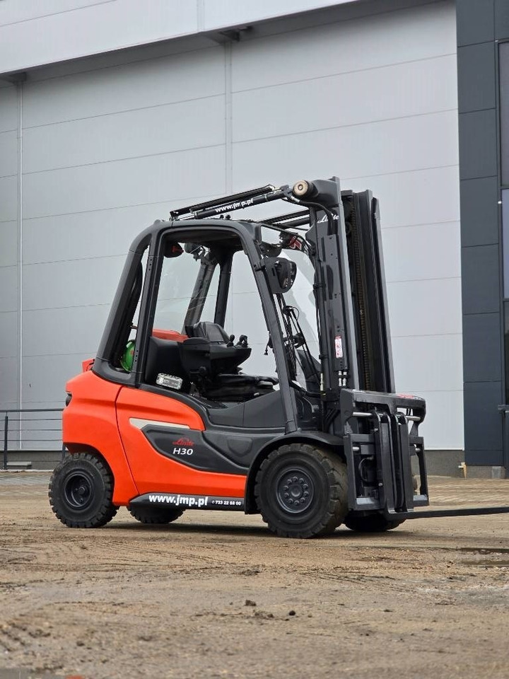 Linde H30T-01 - Plynový vysokozdvižný vozík: obrázek 3 Linde H30T-01 - Plynový vysokozdvižný vozík: obrázek 3