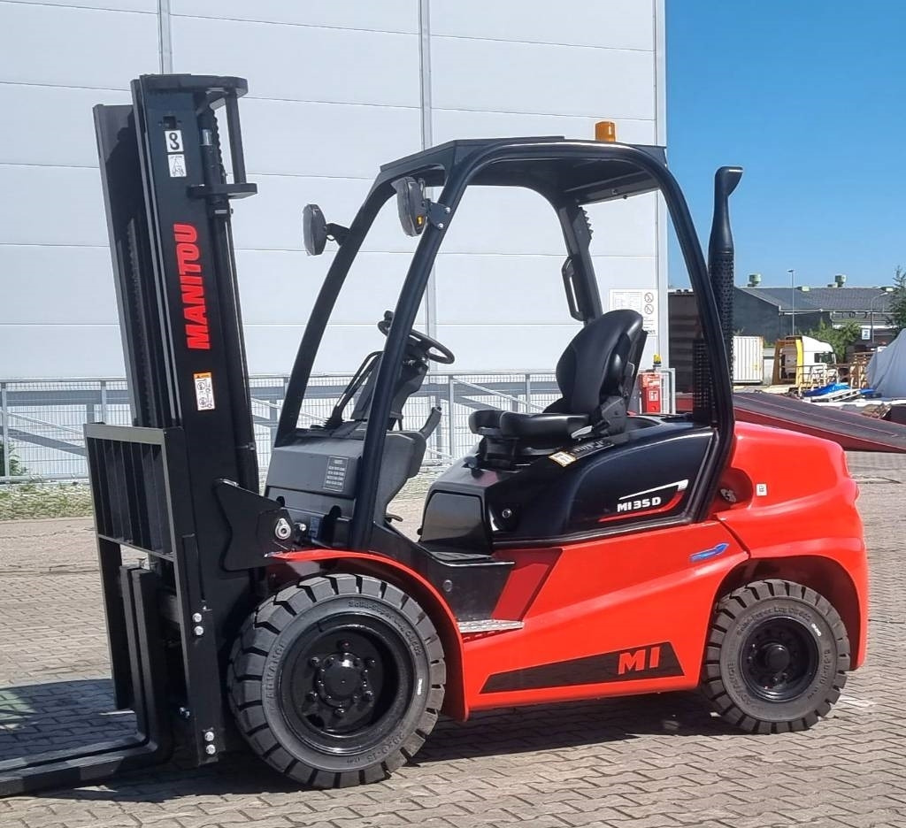 Manitou MI 35 D UNUSED - Dieselový vysokozdvižný vozík: obrázek 4 Manitou MI 35 D UNUSED - Dieselový vysokozdvižný vozík: obrázek 4
