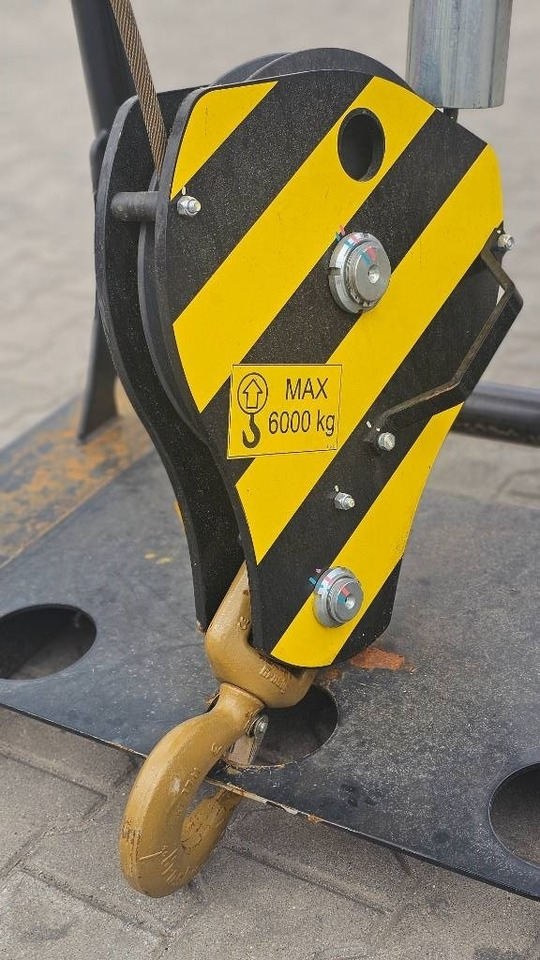 Manitou W6000 / 25M WINCH 6 TON MRT 2260 - Příslušenství pro Stavební technika: obrázek 4 Manitou W6000 / 25M WINCH 6 TON MRT 2260 - Příslušenství pro Stavební technika: obrázek 4