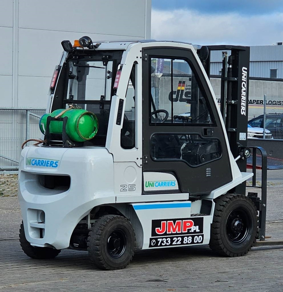 Plynový vysokozdvižný vozík UniCarriers U1D2A25LQ DX25: obrázek 9