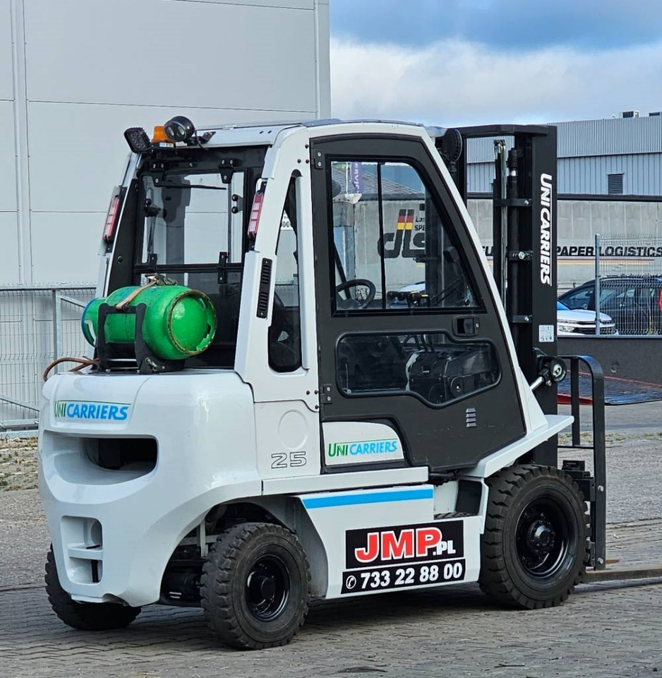 Plynový vysokozdvižný vozík UniCarriers U1D2A25LQ DX25: obrázek 10