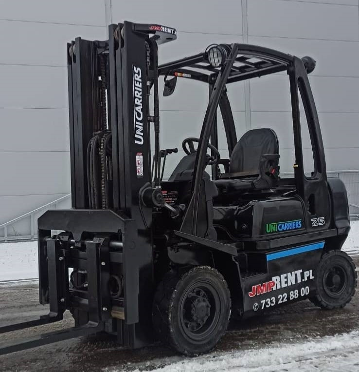 UniCarriers Y 1 D2 A25 Q DX25 DIESEL - Dieselový vysokozdvižný vozík: obrázek 3 UniCarriers Y 1 D2 A25 Q DX25 DIESEL - Dieselový vysokozdvižný vozík: obrázek 3