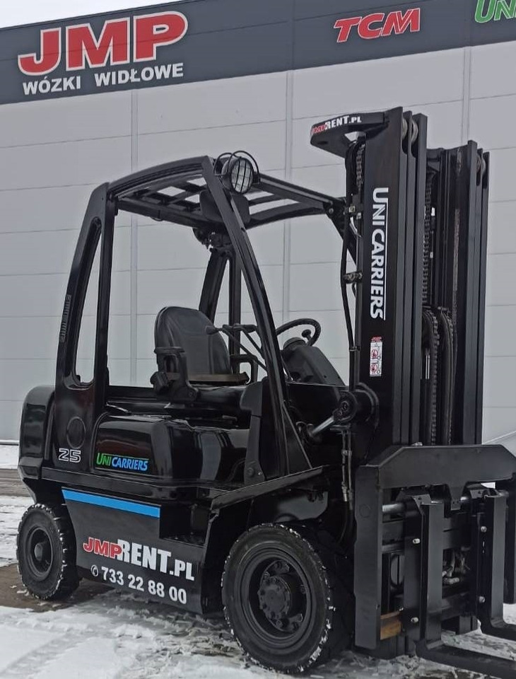 UniCarriers Y 1 D2 A25 Q DX25 DIESEL - Dieselový vysokozdvižný vozík: obrázek 1 UniCarriers Y 1 D2 A25 Q DX25 DIESEL - Dieselový vysokozdvižný vozík: obrázek 1