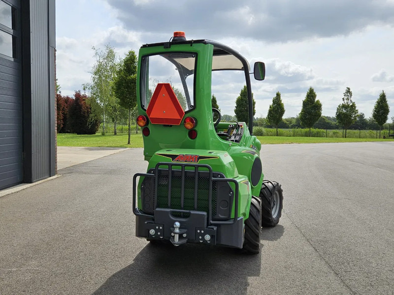 Avant E527 mini-shovel - Smykem řízený nakladač pásový: obrázek 5 Avant E527 mini-shovel - Smykem řízený nakladač pásový: obrázek 5
