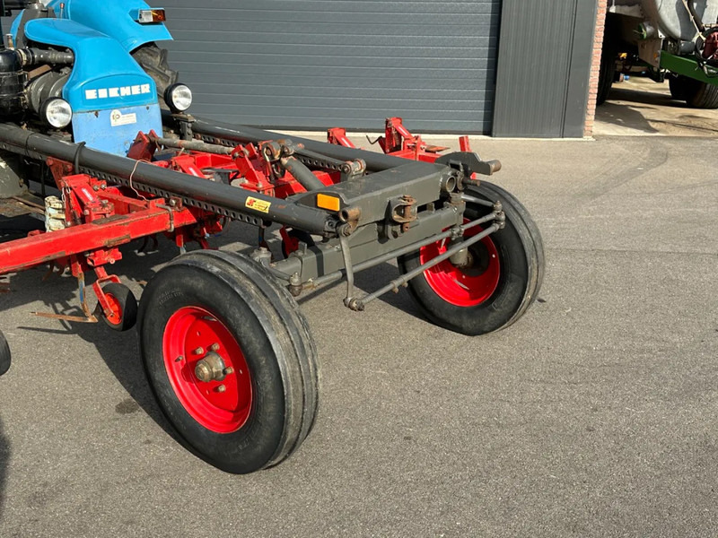 Eicher GT40 - Traktor: obrázek 3 Eicher GT40 - Traktor: obrázek 3