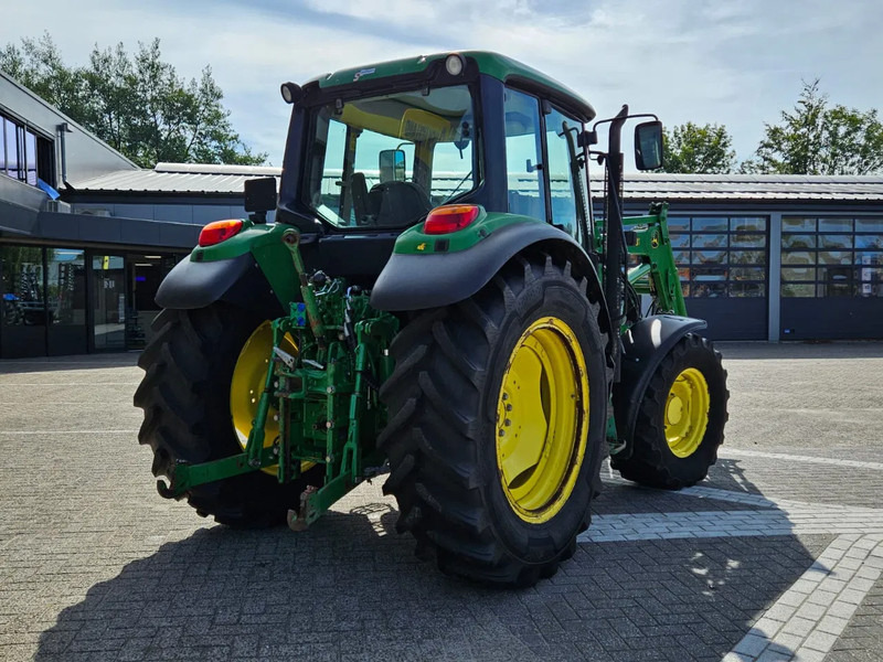 John Deere met 631 voorlader 6230 - Traktor: obrázek 4 John Deere met 631 voorlader 6230 - Traktor: obrázek 4