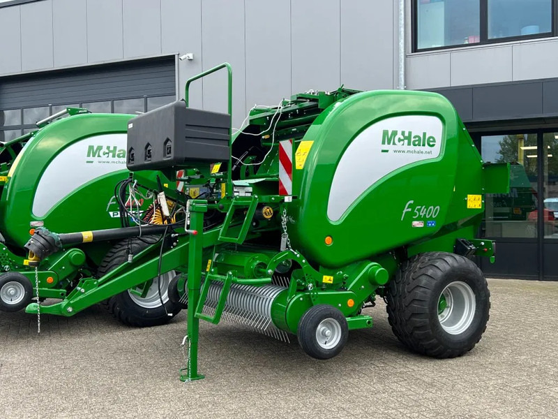 McHale F5400 - Lis na válcové balíky: obrázek 4 McHale F5400 - Lis na válcové balíky: obrázek 4