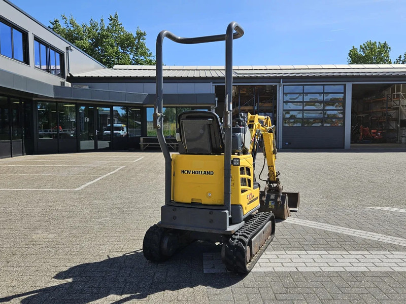 New Holland E10SR Mini kraan - Minijeřáb: obrázek 4 New Holland E10SR Mini kraan - Minijeřáb: obrázek 4