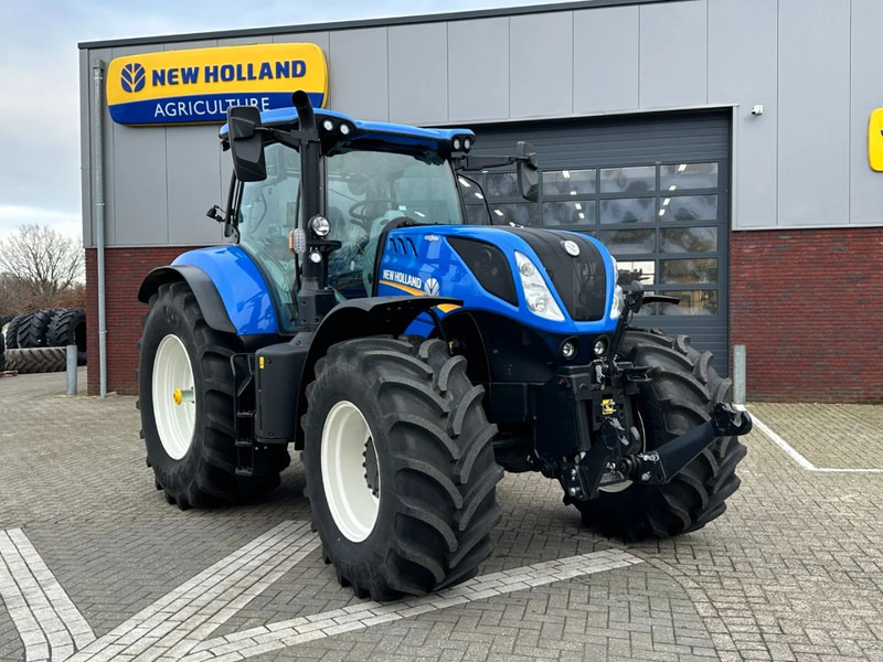 New Holland T7.245 Autocommand - Traktor: obrázek 2 New Holland T7.245 Autocommand - Traktor: obrázek 2