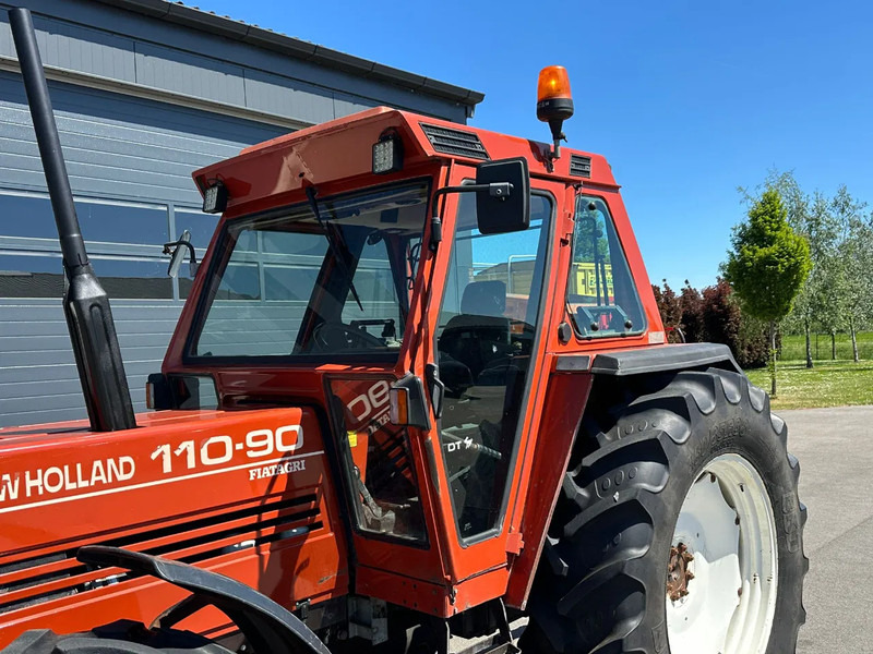 Tahač Fiat New Holland 110-90DT 110-90DT: obrázek 10