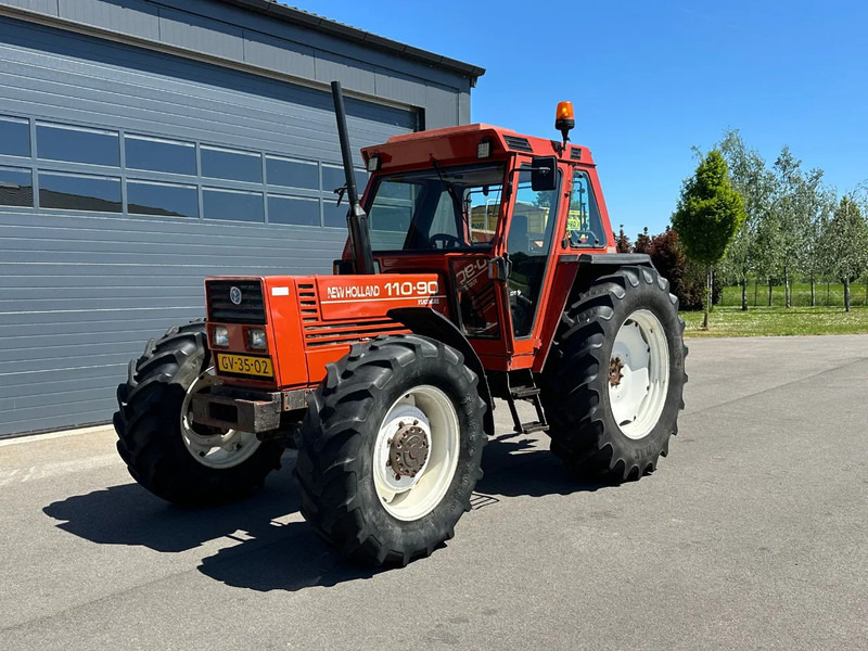 Tahač Fiat New Holland 110-90DT 110-90DT: obrázek 6