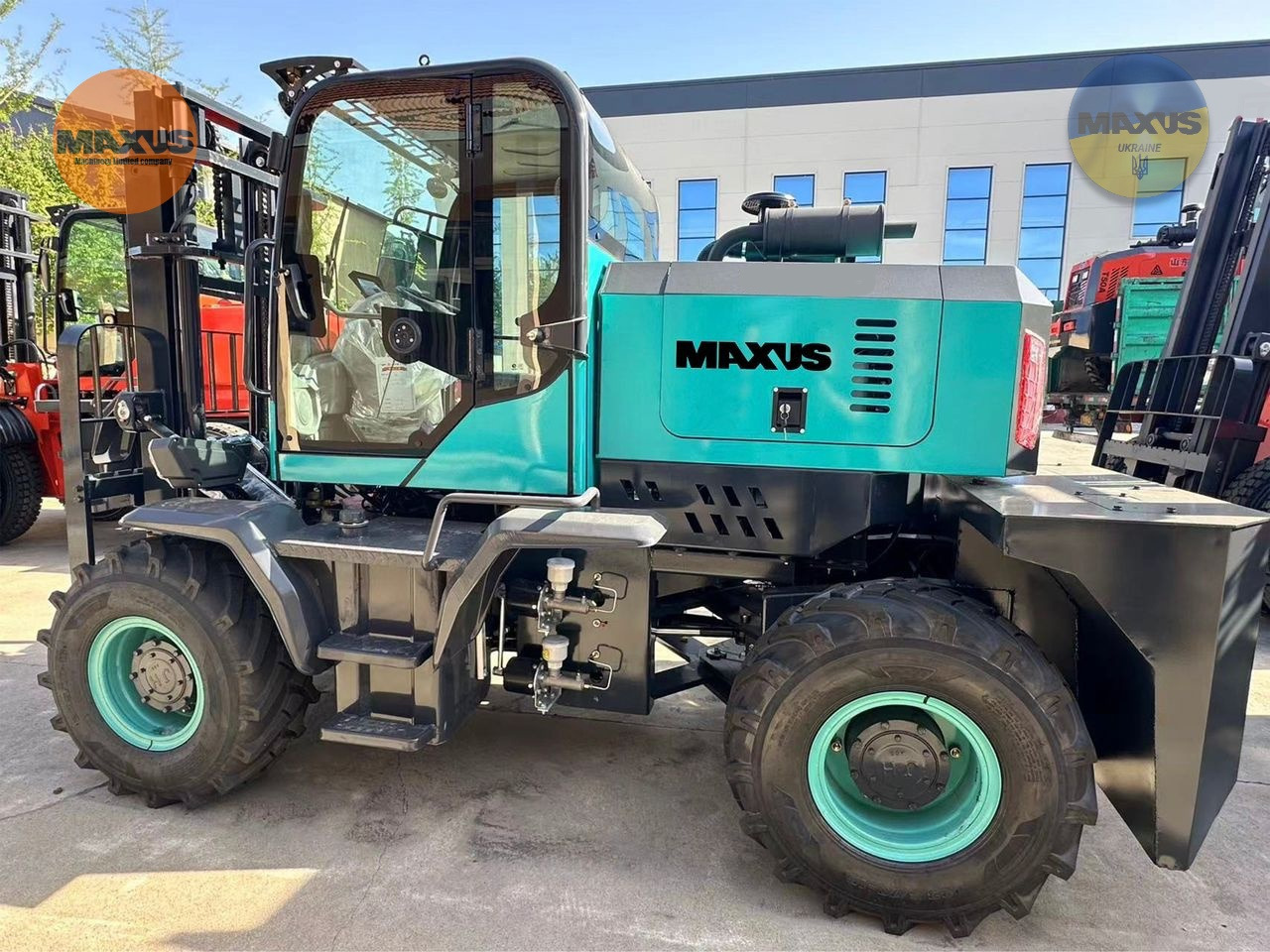 Maxus 23.04 in stock in Poland/ Wózek terenowy 4x4 / 4x4 terrain forklift / позашляховий 4x4 вилковий навантажувач / Geländestapler 4x4 Diesel - Vysokozdvižný vozík terénní: obrázek 4 Maxus 23.04 in stock in Poland/ Wózek terenowy 4x4 / 4x4 terrain forklift / позашляховий 4x4 вилковий навантажувач / Geländestapler 4x4 Diesel - Vysokozdvižný vozík terénní: obrázek 4