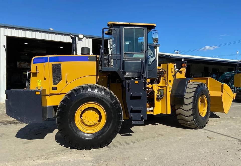 NEW CAT Caterpillar 7 TON Loader Warranty up to 10 YEARS НОВА Копарка CAT Caterpillar 7 ТОН Гарантія до 10 РОКІВ NOWA Ładowarka CAT Caterpillar 7 TON Gwarancja do 10 LAT - Kolový nakladač: obrázek 2 NEW CAT Caterpillar 7 TON Loader Warranty up to 10 YEARS НОВА Копарка CAT Caterpillar 7 ТОН Гарантія до 10 РОКІВ NOWA Ładowarka CAT Caterpillar 7 TON Gwarancja do 10 LAT - Kolový nakladač: obrázek 2