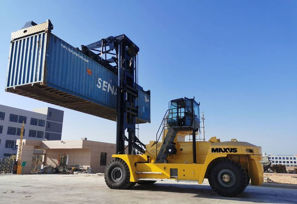 NEW KALMAR 40 TON Maxus Cummins Container Forklift | НОВИЙ KALMAR 40 ТОН Maxus Cummins візок для контейнерів вилковий - Kontejnerový manipulátor: obrázek 1 NEW KALMAR 40 TON Maxus Cummins Container Forklift | НОВИЙ KALMAR 40 ТОН Maxus Cummins візок для контейнерів вилковий - Kontejnerový manipulátor: obrázek 1