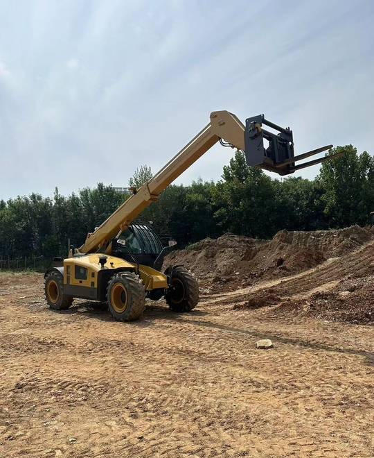 NEW MAXUS Forklift Telescopic Loader Warranty up to 10 YEARS | НОВИЙ MAXUS Вилковий навантажувач ТЕЛЕСКОПІЧНИЙ Гарантія до 10 РОКІВ - Teleskopický manipulátor: obrázek 1 NEW MAXUS Forklift Telescopic Loader Warranty up to 10 YEARS | НОВИЙ MAXUS Вилковий навантажувач ТЕЛЕСКОПІЧНИЙ Гарантія до 10 РОКІВ - Teleskopický manipulátor: obrázek 1