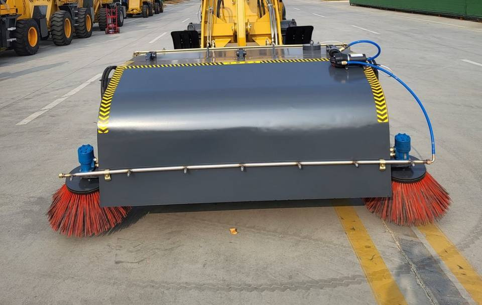 NEW MAXUS Road Sweeper Wheeled Loader Warranty up to 10 YEARS | НОВА MAXUS Замітальна машина Колісний навантажувач Гарантія до 10 РОКІВ - Kolový nakladač: obrázek 3 NEW MAXUS Road Sweeper Wheeled Loader Warranty up to 10 YEARS | НОВА MAXUS Замітальна машина Колісний навантажувач Гарантія до 10 РОКІВ - Kolový nakladač: obrázek 3