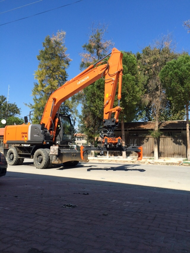 Railway attachment - Drapák pro Stavební technika: obrázek 3 Railway attachment - Drapák pro Stavební technika: obrázek 3