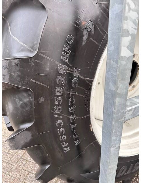 Bridgestone 650/65 R38 + 540/65 R28 VF - Pneumatiky a ráfky pro Zemědělská technika: obrázek 4 Bridgestone 650/65 R38 + 540/65 R28 VF - Pneumatiky a ráfky pro Zemědělská technika: obrázek 4